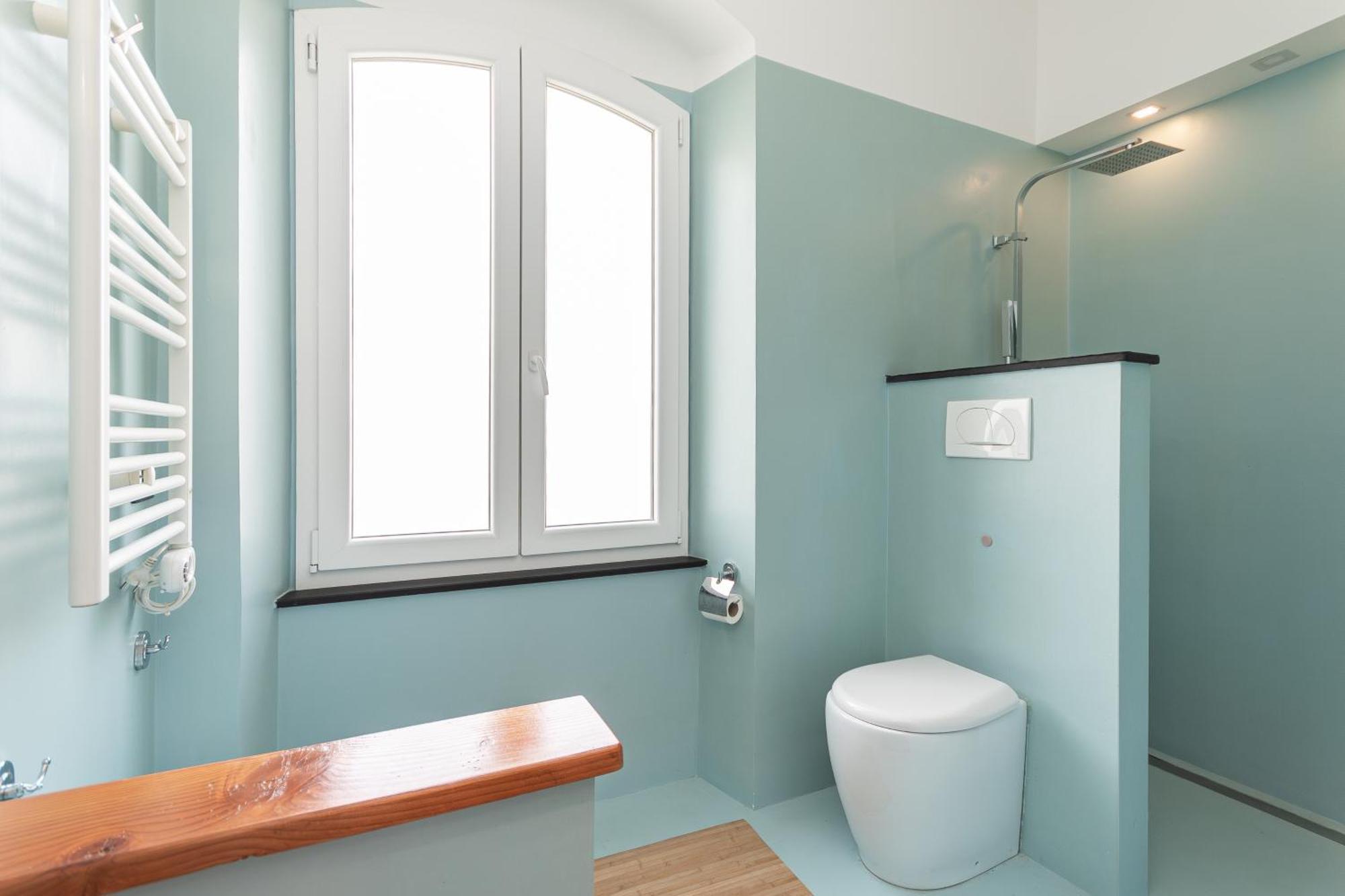 Spacious 3-Bedroom Apartment - 10 Min To City Center & 5 Min To Gaslini Hospital Genua Zewnętrze zdjęcie